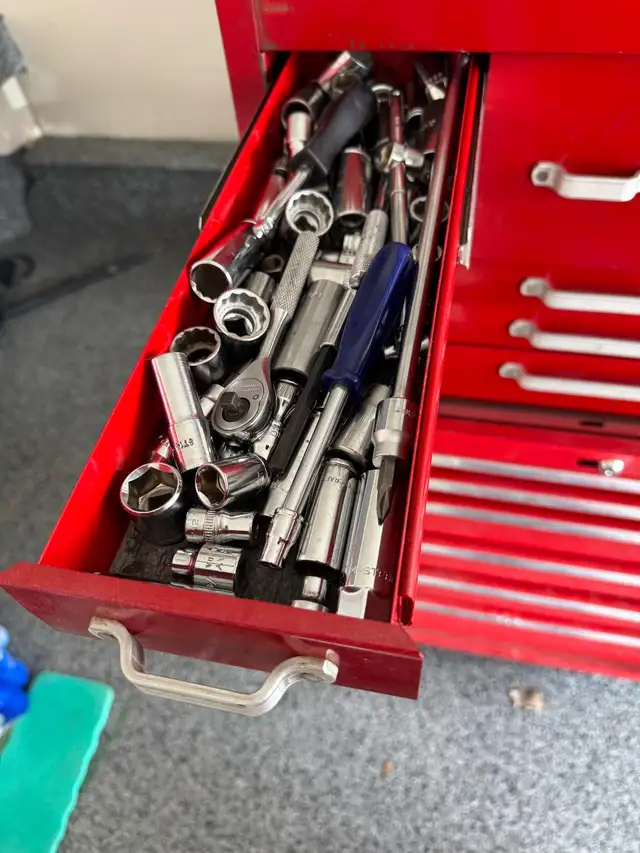 stand up Tool Box - Photo 3