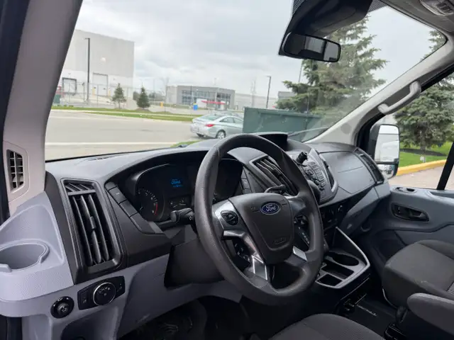 2018 Ford Transit Passenger Wagon Transit T350 - Passenger - Photo 16