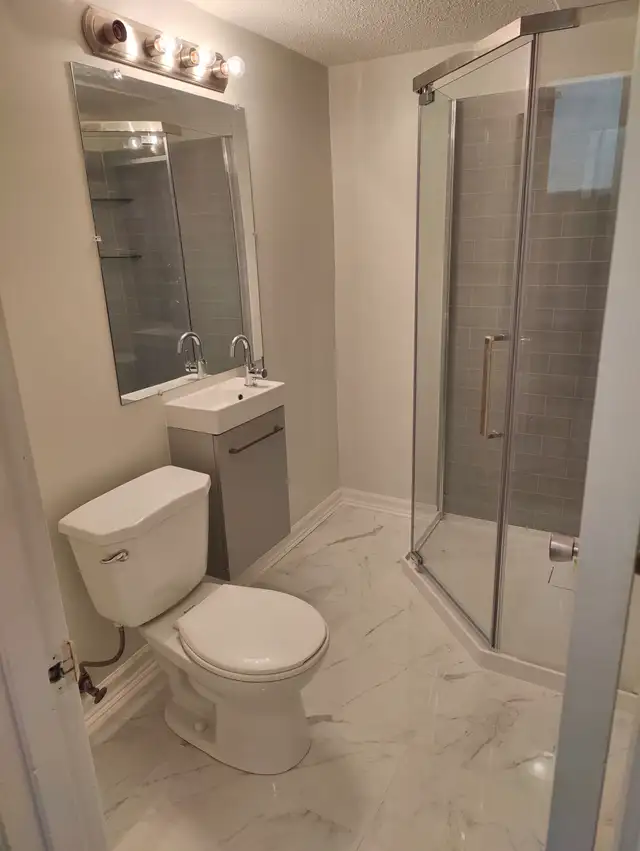4 Bed, 2 Bath Cumberland Ave House for Rent - Available June 1, - Photo 3
