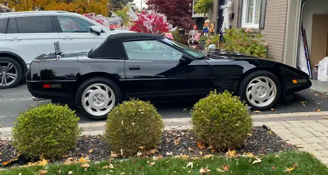 1991 Chevrolet Corvette Convertible $16500