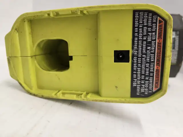 RYOBI 18V ONE  Cordless Dual Power LED Spotlight - Photo 2