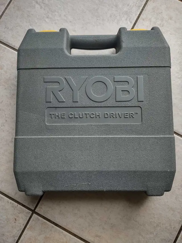 A wired clutch drill - This is not a hammer drill - Photo 2