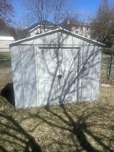 Metal Shed 8’ x 5’ FREE