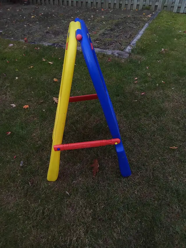 Un beau tableau mobile pour enfants. - Photo 3