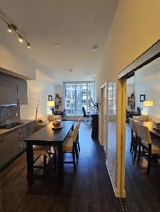 Spacious 1 bedroom, 1 bath condo at Bathurst and Front