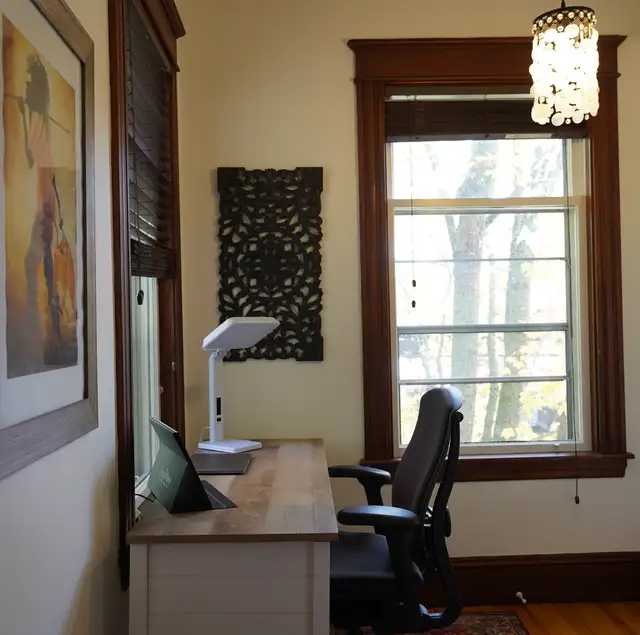 Fully Furnished, Fully Equipped, All Inclusive Rent, Downtown - Photo 9