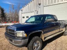 2002 Dodge Ram 2500 SLT Laramie 4x4  8’ Box - Photo 3