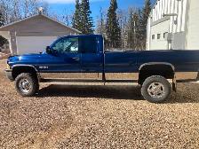 2002 Dodge Ram 2500 SLT Laramie 4x4  8’ Box - Photo 4