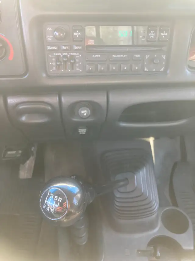 2002 Dodge Ram 2500 SLT Laramie 4x4  8’ Box - Photo 8