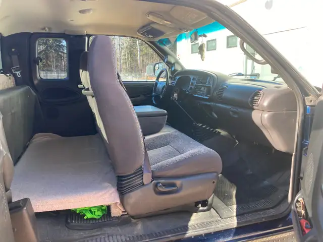 2002 Dodge Ram 2500 SLT Laramie 4x4  8’ Box - Photo 10