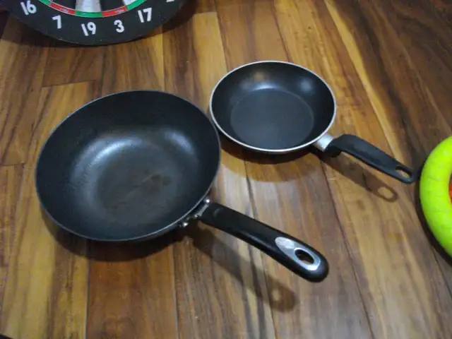 2 FRY PANS  $9 TAKES THE SET