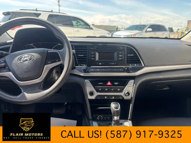 2018 Hyundai Elantra - Photo 7