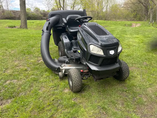 Craftsman T3600 54" deck - Photo 2