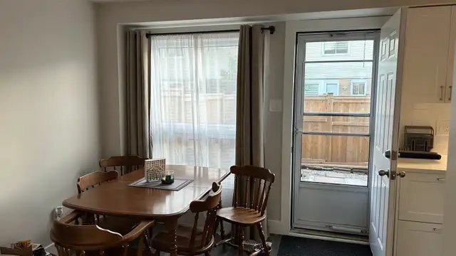 Student Rental - Room for Rent - Photo 3