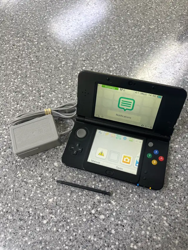 New Nintendo 3DS Black Friday Mario Edition