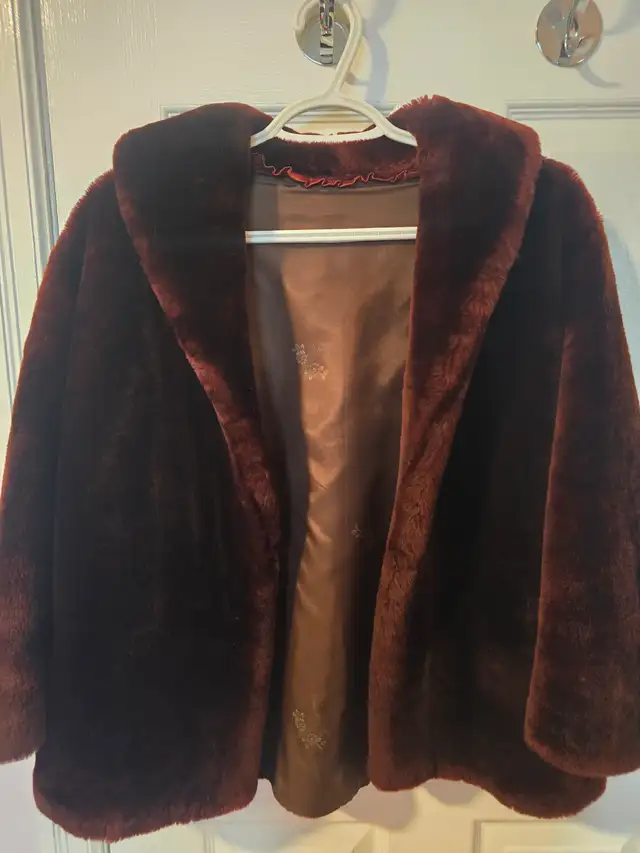 FUR COAT - Photo 3