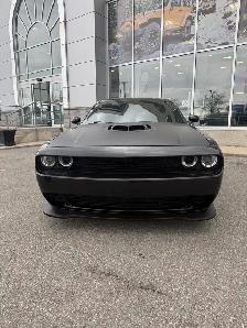 The Beast ( 2017 Dodge Challenger R/T Shaker )
