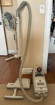 ELECTROLUX VACCUM FOR SALE