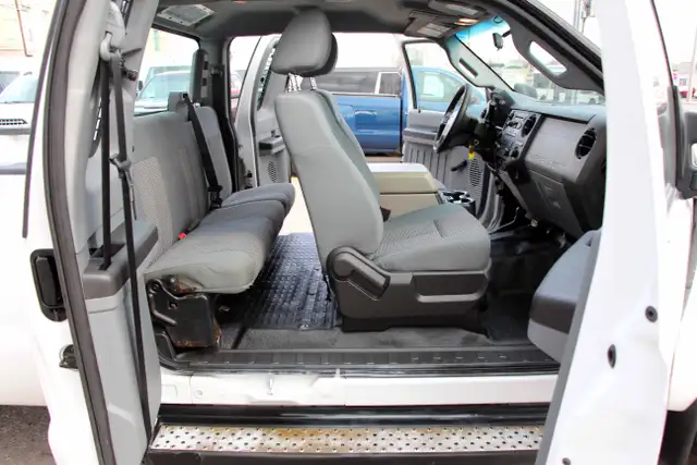 2014 Ford F-250 XL 4x4 Gas 8-Foot Bed Certified 2 Year Warranty - Photo 10