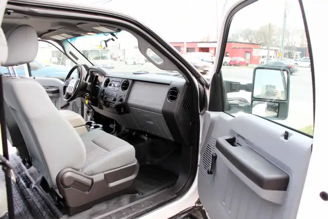 2014 Ford F-250 XL 4x4 Gas 8-Foot Bed Certified 2 Year Warranty - Photo 13