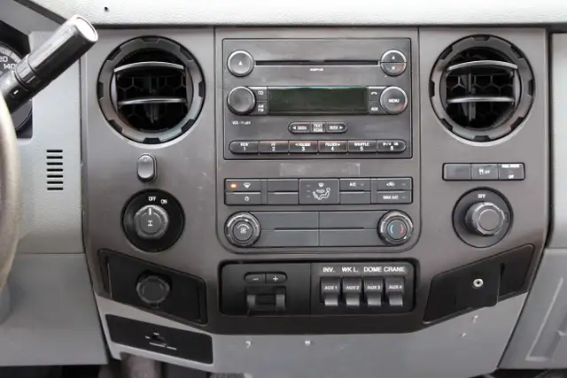 2014 Ford F-250 XL 4x4 Gas 8-Foot Bed Certified 2 Year Warranty - Photo 19