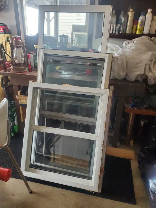 Windows For Sale 100 for all 3 Firm