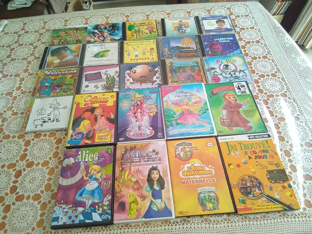 À vendre 12 DVDS pour enfants et 26 CDS pour enfants. - Photo 3