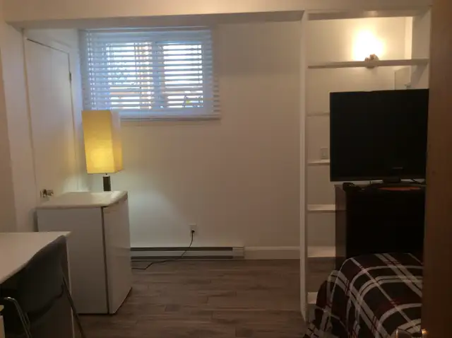 CHAMBRE NON FUMEUR VOSIN UNI. LAVAL 540$ - Photo 2