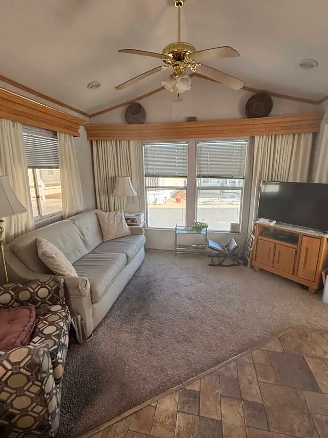 Turnkey Park Model in Mesa, AZ – $21,000 - Photo 3