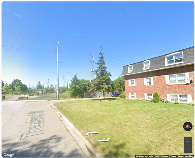 Renovated 2-Bedroom Apartment – Close to Downtown Burlington & G