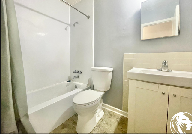 Renovated 2-Bedroom Apartment – Close to Downtown Burlington & G - Photo 2