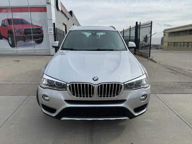 2017 BMW X3 xDrive28i LOW MILEAGE GREAT SHAPE! - Photo 2