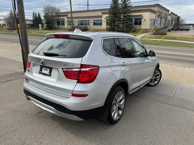 2017 BMW X3 xDrive28i LOW MILEAGE GREAT SHAPE! - Photo 4