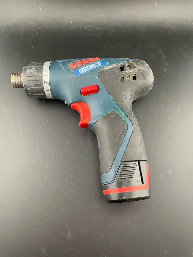 Bosch Cordless Drill PS20 With Battery