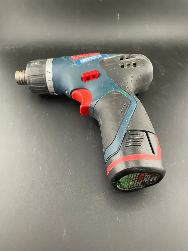 Bosch Cordless Drill PS20 With Battery - Photo 2
