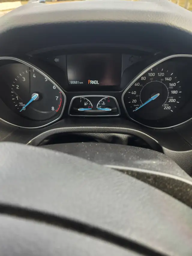2016 Ford Focus Hatchback - Photo 9