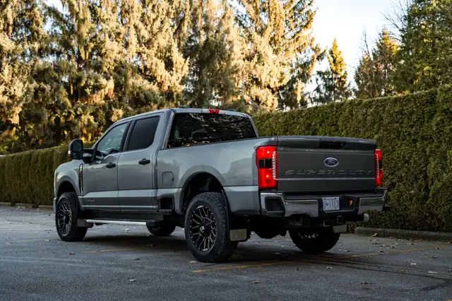 2023 Ford F-350 Superduty Powerstroke diesel f350 6.7l 4x4 - Photo 6