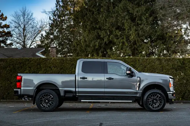 2023 Ford F-350 Superduty Powerstroke diesel f350 6.7l 4x4 - Photo 9