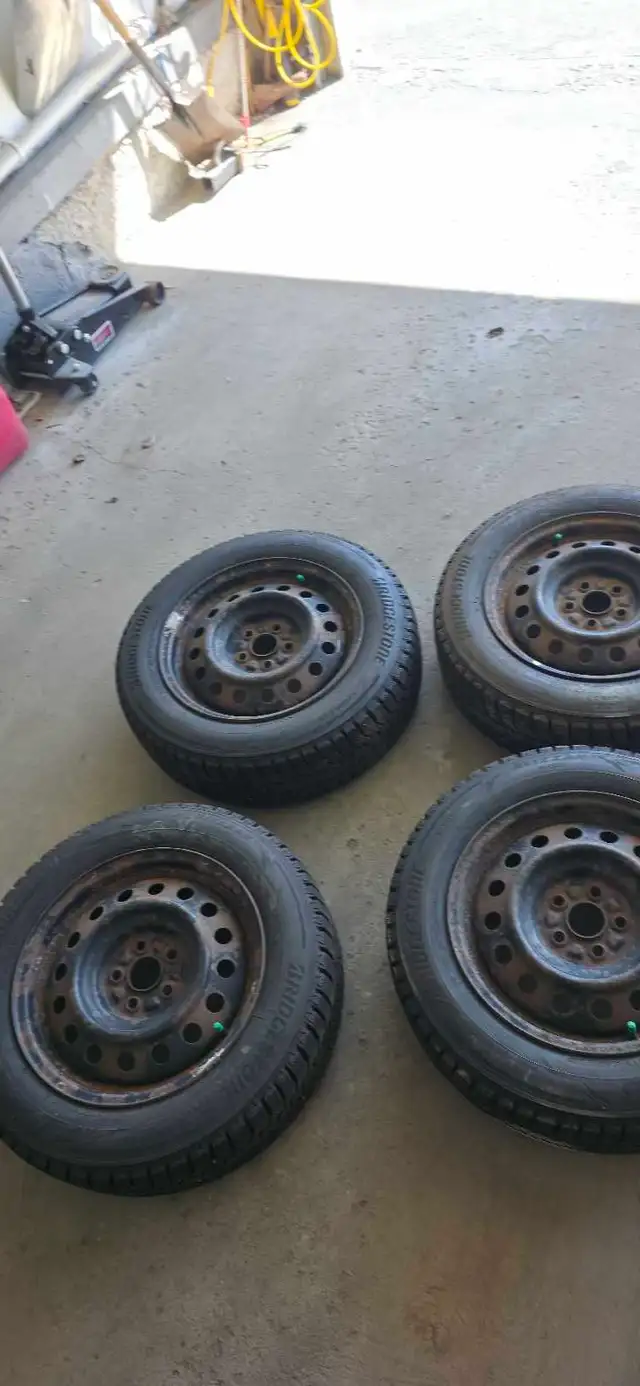 15' Ws90 winter tires