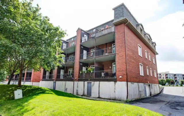 Grand 3 1/2 à ville Saint-Laurent Furnished   Garage   Internet - Photo 10