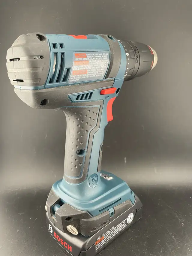 Bosch 1/2" Drill With Battery and Charger - Photo 2