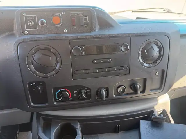 2013 FORD E-350 ECONOLINE CARGO VAN BUCKET VAN BOOM VAN - Photo 14