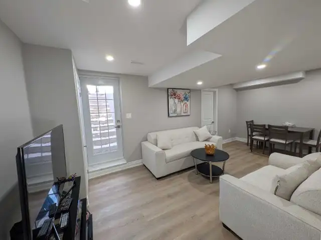 New Private room for rent near Sq one, Heartland in Mississauga - Photo 6