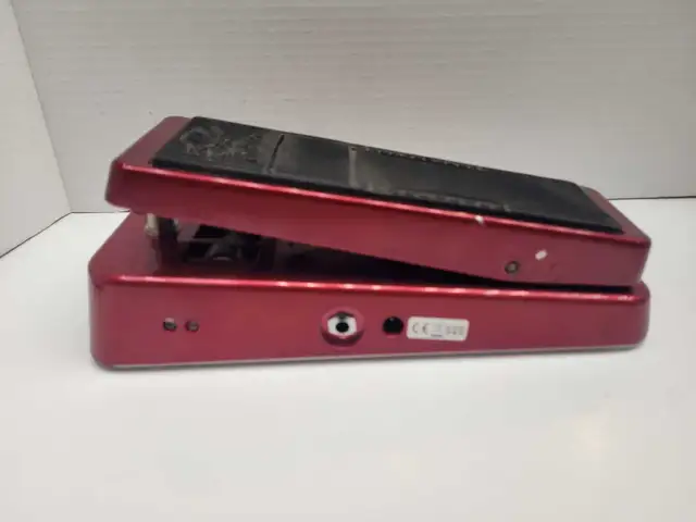 Crybaby Slash Wah Guitar Pedal - Photo 4