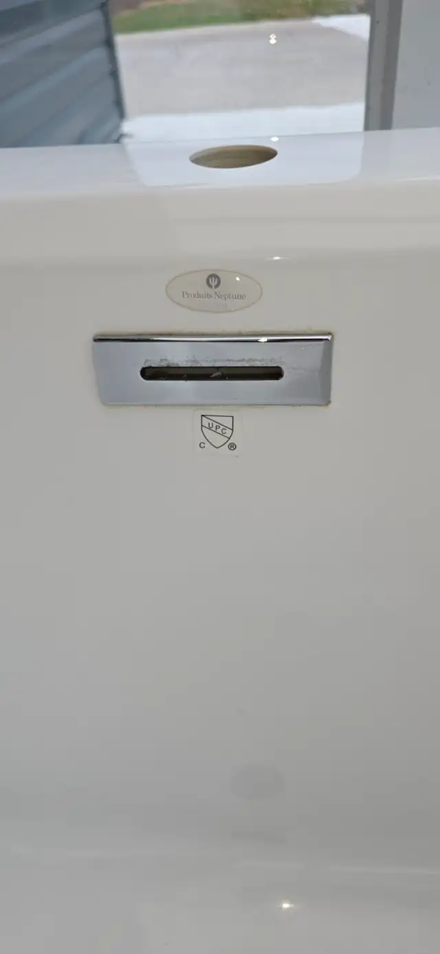 Bain autoportant  60''x30''x15'' $350.00 - Photo 3