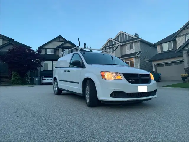 2015 Dodge grand Caravan Cargo - Photo 2