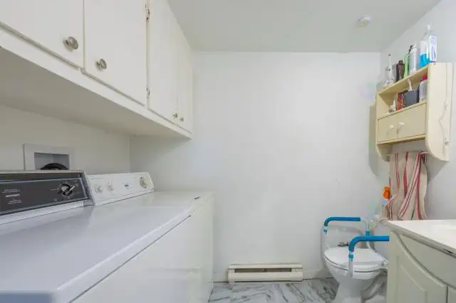 maison à vendre près de toute les services - Photo 5