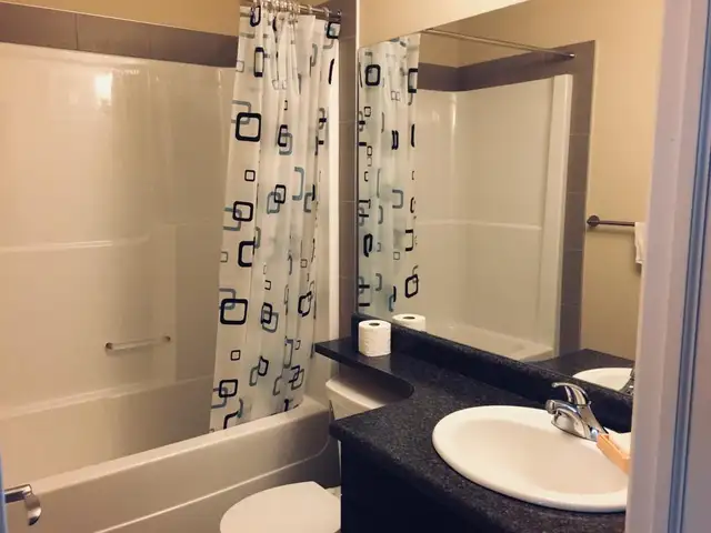 Room for Rent - Photo 7
