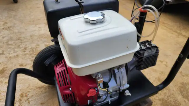 Moteur Honda 13 forces en très bonne condition - Photo 5