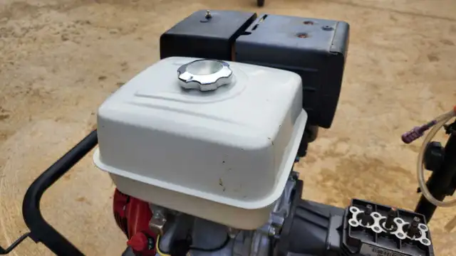 Moteur Honda 13 forces en très bonne condition - Photo 6